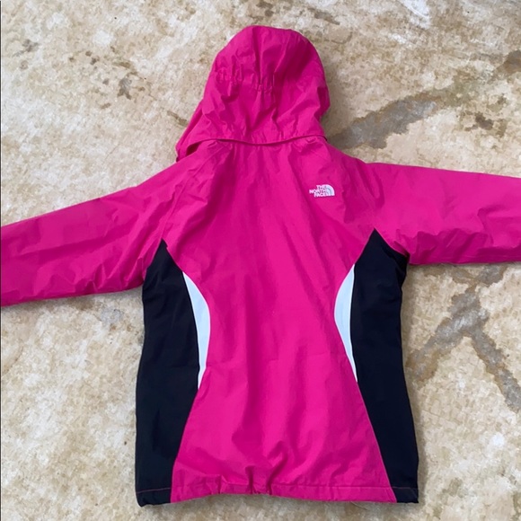 Girls North face winter jacket - Picture 2 of 7